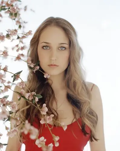 Leelee Sobieski Wall Poster picture 742370
