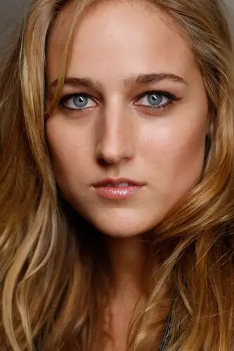 Leelee Sobieski Wall Poster picture 742375