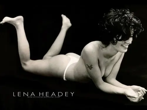 Lena Headey White Tank-Top - idPoster.com