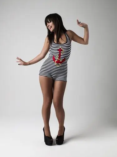 Lily Allen Wall Poster picture 206166