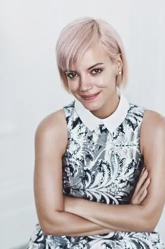 Lily Allen Wall Poster picture 457520