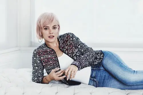 Lily Allen Jigsaw Puzzle picture 457534