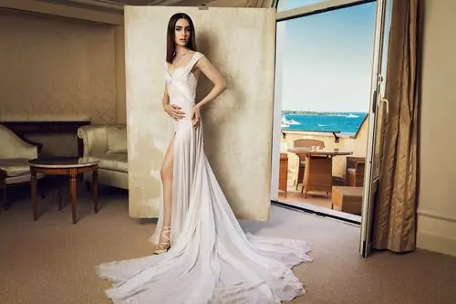 Lily Collins Computer MousePad picture 687339