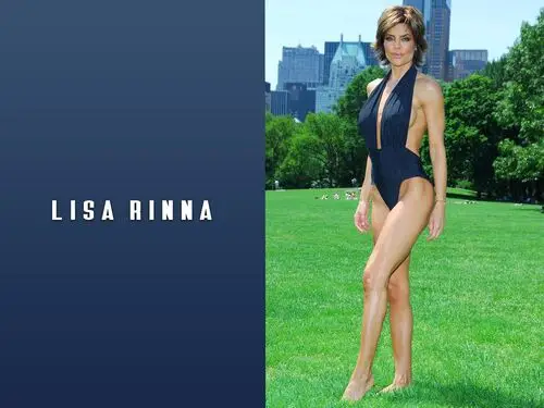 Lisa Rinna Wall Poster picture 147189