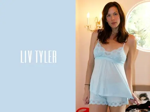 Liv Tyler White T-Shirt - idPoster.com