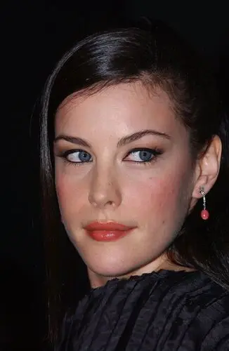 Liv Tyler Protected Face mask - idPoster.com