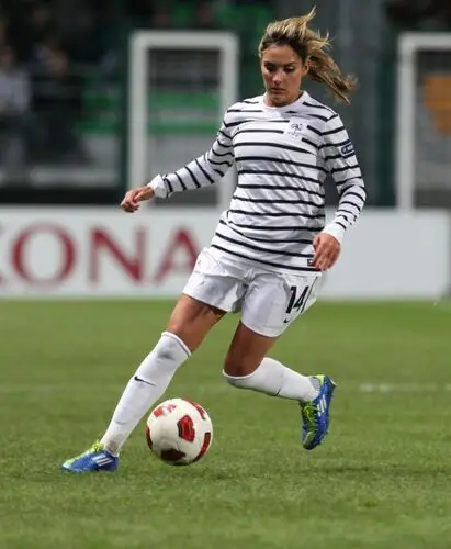 Louisa Necib Jigsaw Puzzle picture 147376