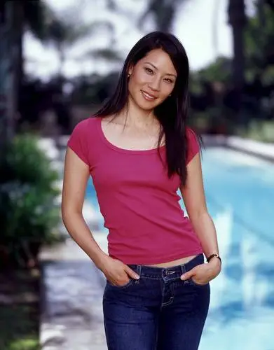 Lucy Liu White T-Shirt - idPoster.com