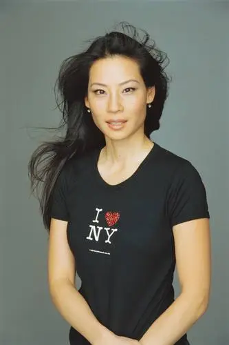 Lucy Liu White T-Shirt - idPoster.com