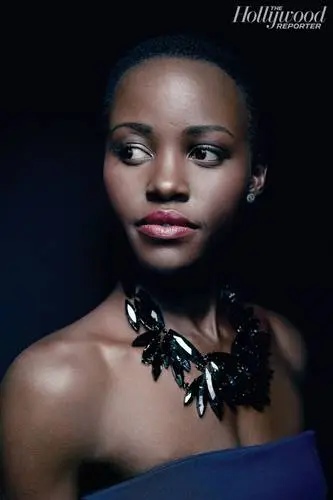 Lupita Nyong'o White Tank-Top - idPoster.com