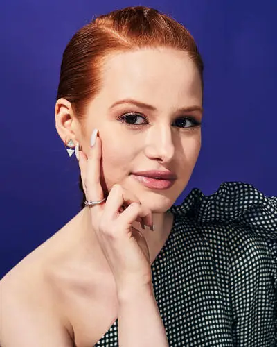 Madelaine Petsch Jigsaw Puzzle picture 691618