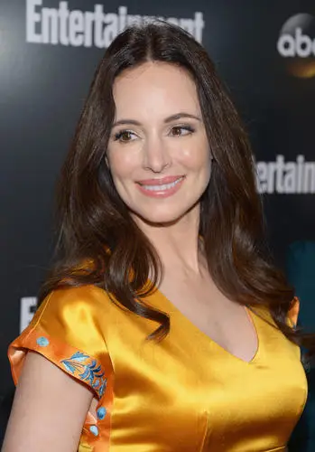 Madeleine Stowe Jigsaw Puzzle picture 147600