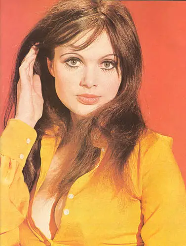 Madeline Smith Computer MousePad picture 61567