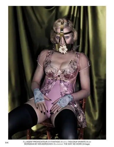 Madonna Protected Face mask - idPoster.com
