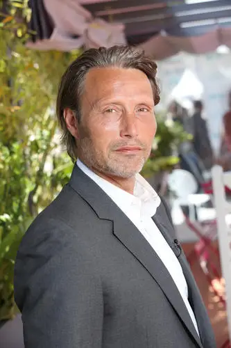 Mads Mikkelsen Wall Poster picture 466204