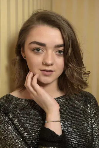 Maisie Williams Jigsaw Puzzle picture 473647