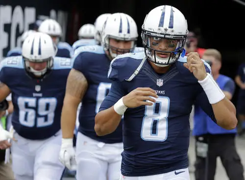 Marcus Mariota Wall Poster picture 720421