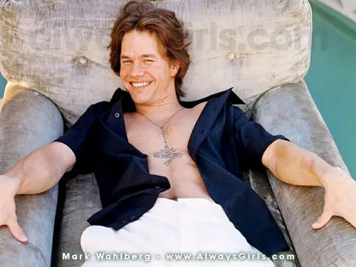 Mark Wahlberg Wall Poster picture 111221