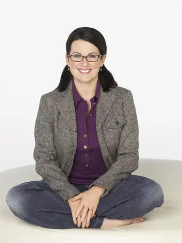 Megan Mullally Jigsaw Puzzle picture 468229