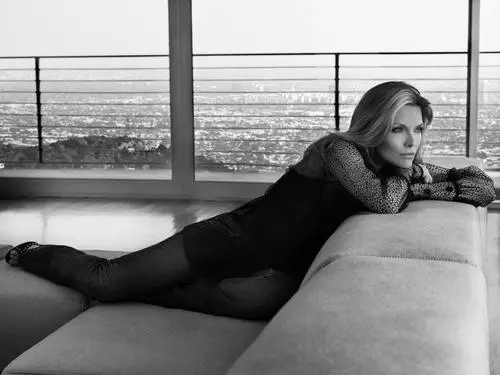Michelle Pfeiffer Jigsaw Puzzle picture 469545