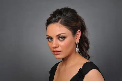 Mila Kunis Wall Poster picture 170163