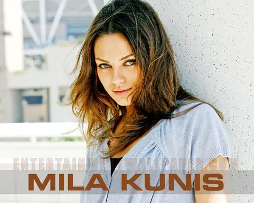 Mila Kunis Women's Colored  Long Sleeve T-Shirt - idPoster.com
