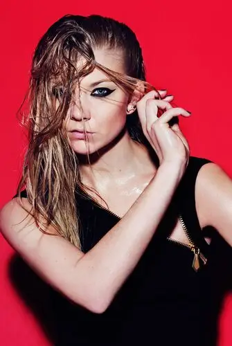 Natalie Dormer Jigsaw Puzzle picture 540987