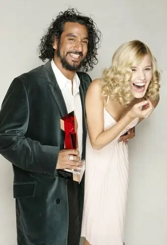 Naveen Andrews Wall Poster picture 498685