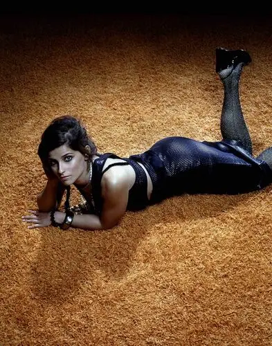 Nelly Furtado Jigsaw Puzzle picture 66136