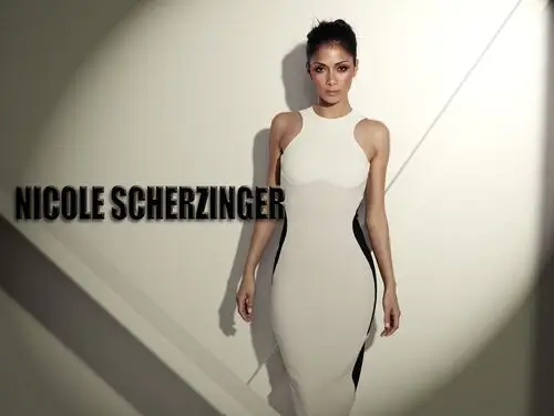 Nicole Scherzinger White T-Shirt - idPoster.com