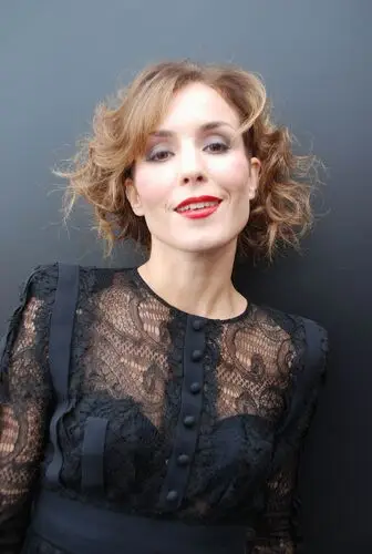 Noomi Rapace Jigsaw Puzzle picture 802155
