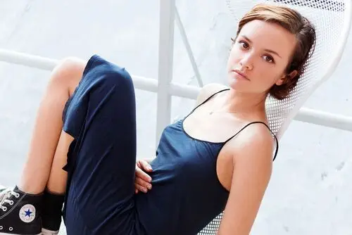 Olivia Cooke Computer MousePad picture 543553