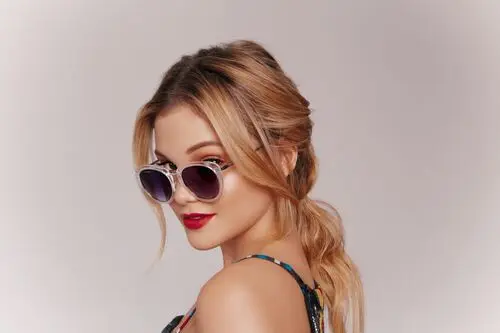 Olivia Holt Jigsaw Puzzle picture 690196