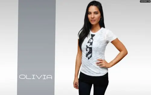 Olivia Munn Women's Colored T-Shirt - idPoster.com