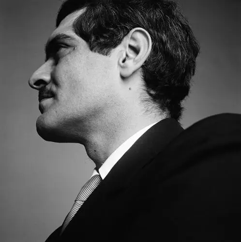 Omar Sharif Wall Poster picture 527014