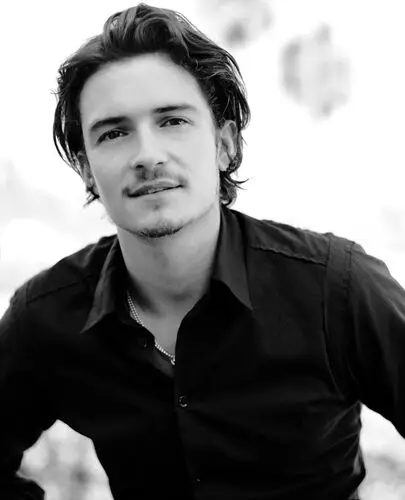 Orlando Bloom Computer MousePad picture 16593