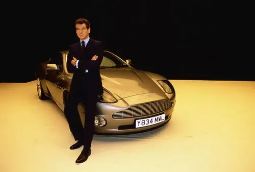 Pierce Brosnan Wall Poster picture 483811