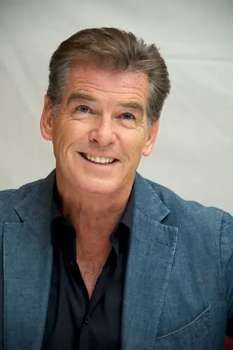 Pierce Brosnan Wall Poster picture 794674
