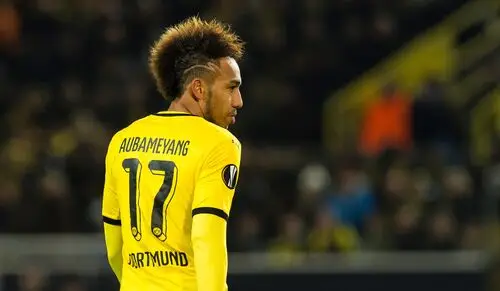 Pierre-Emerick Aubameyang Wall Poster picture 670426