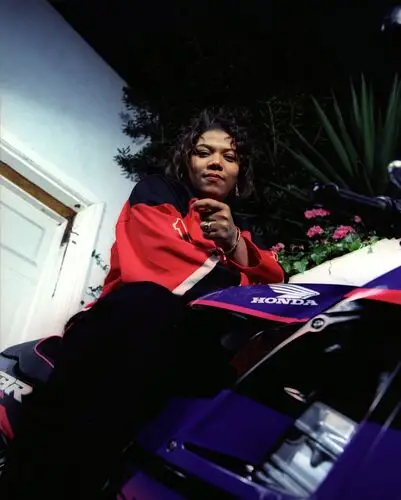 Queen Latifah Wall Poster picture 834675