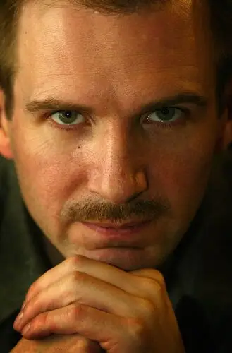 Ralph Fiennes Wall Poster picture 487927