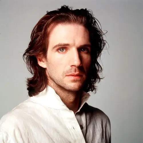 Ralph Fiennes Wall Poster picture 526703