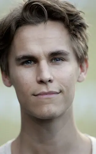Rhys Wakefield Men's Colored T-Shirt - idPoster.com