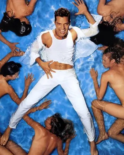 Ricky Martin Wall Poster picture 46561
