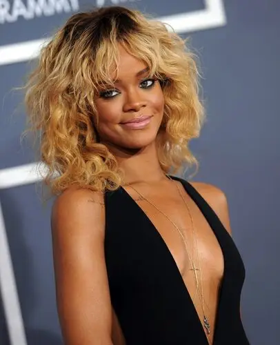 Rihanna Jigsaw Puzzle picture 150872