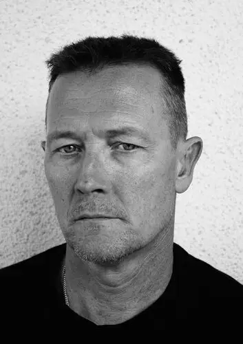 Robert Patrick Wall Poster picture 506126