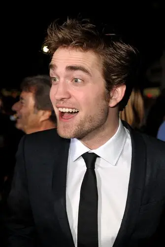 Robert Pattinson Wall Poster picture 24007