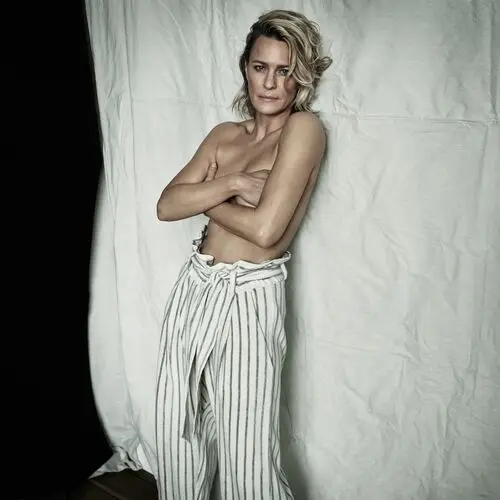 Robin Wright Jigsaw Puzzle picture 694235