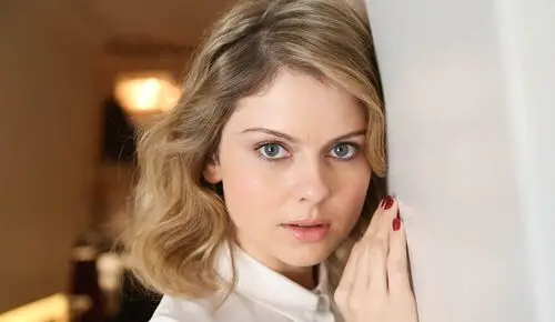 Rose McIver Wall Poster picture 848386