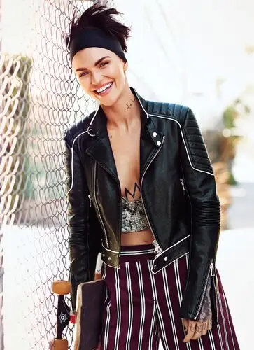 Ruby Rose Jigsaw Puzzle picture 552743